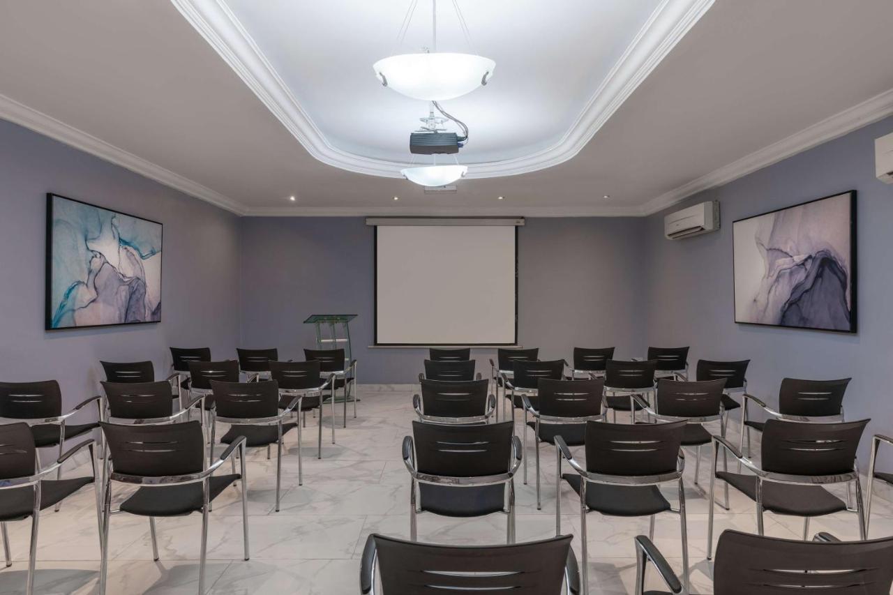 Hotel Park By Radisson, Victoria Island Lagos